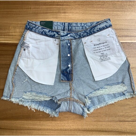 Wild Fable Junior Teens Distressed Denim High-Waisted Shorts w/ Raw Hem Size 8 - Picture 5 of 14